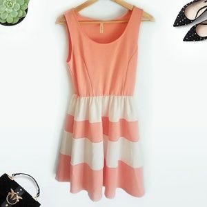 🌞🌞Juniors Corral and White Stripped Dress